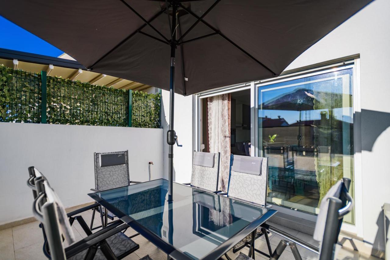 Holiday Apartment Zadar - With Summer Balcony And Parking المظهر الخارجي الصورة