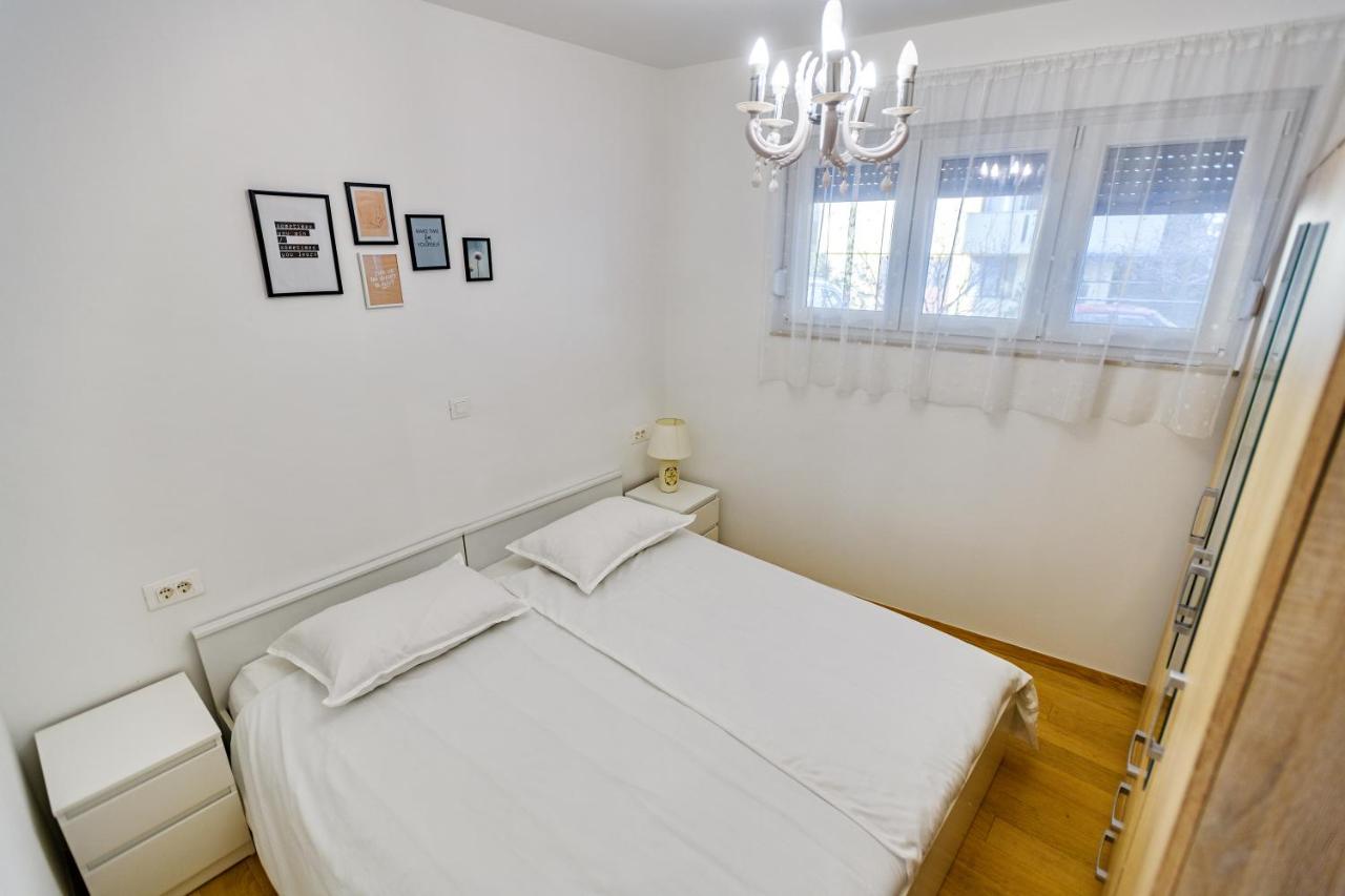 Holiday Apartment Zadar - With Summer Balcony And Parking المظهر الخارجي الصورة