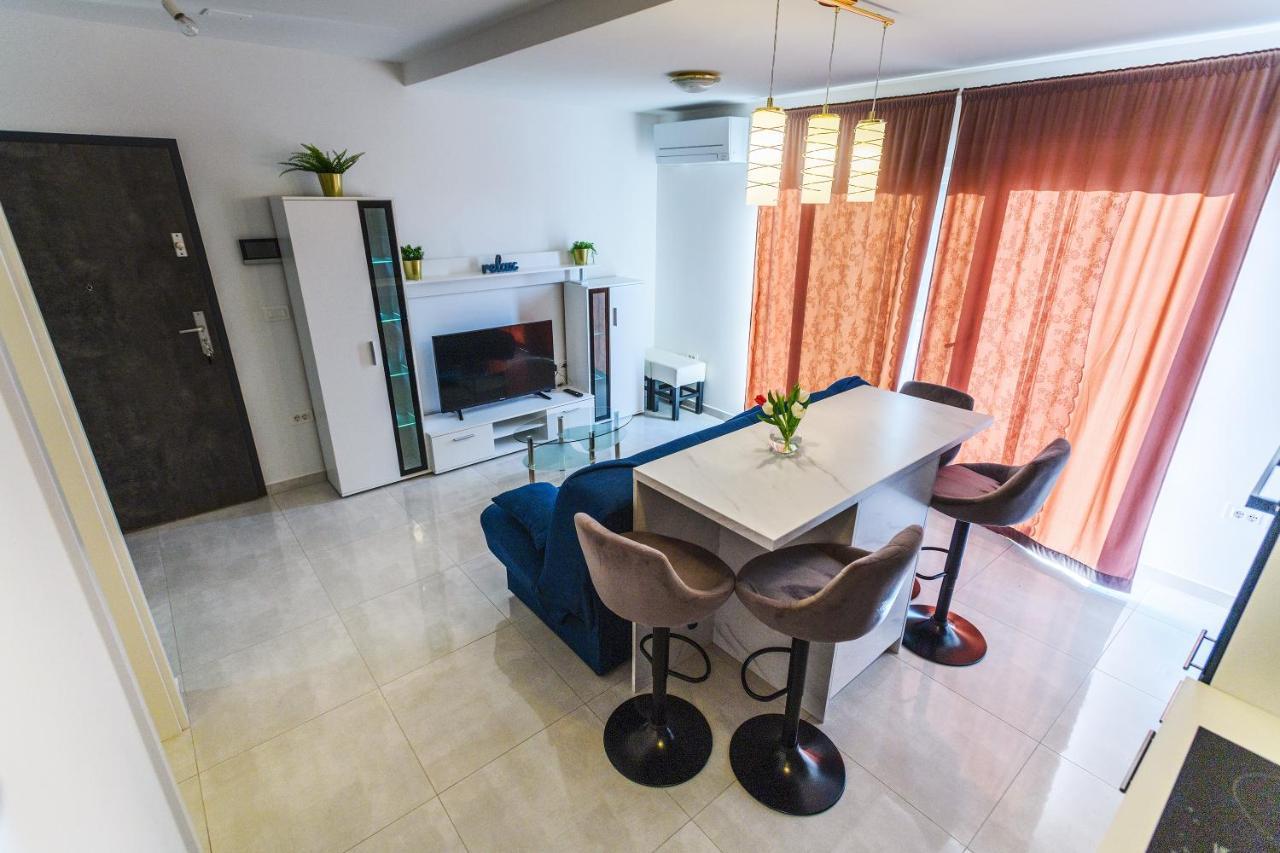 Holiday Apartment Zadar - With Summer Balcony And Parking المظهر الخارجي الصورة