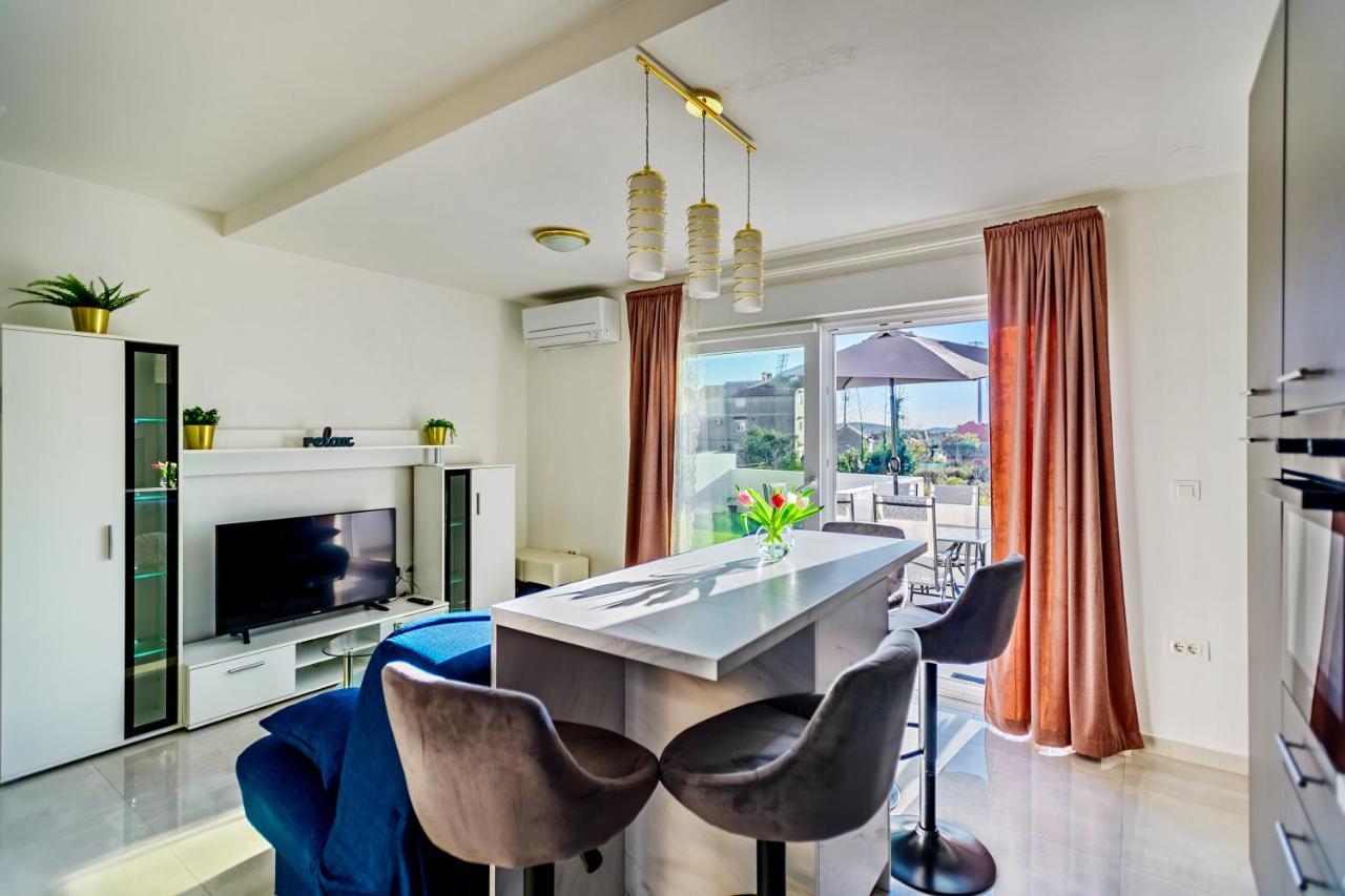 Holiday Apartment Zadar - With Summer Balcony And Parking المظهر الخارجي الصورة